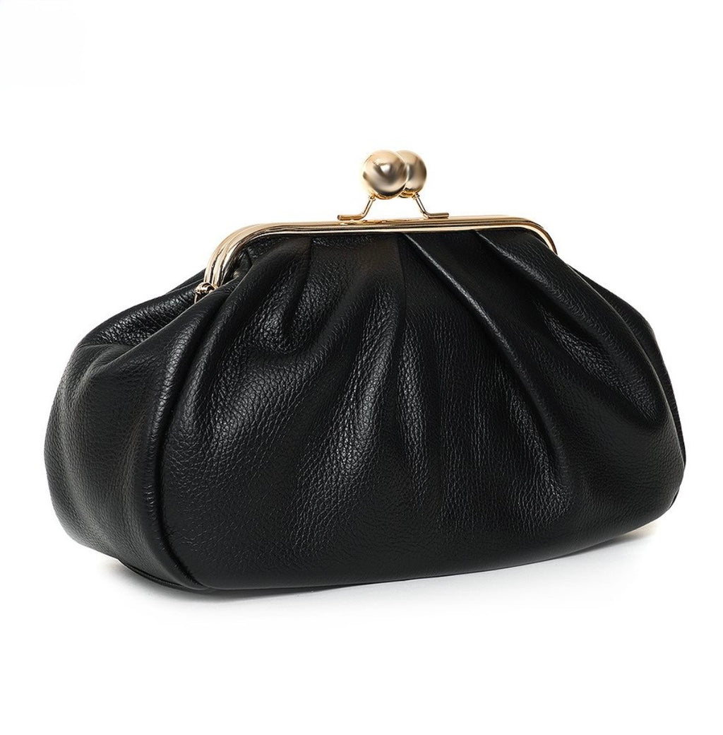 Geanta Colette din piele naturală cu închidere clic-clac